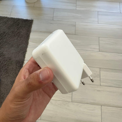 Adaptador de Corrente USB-C 96W